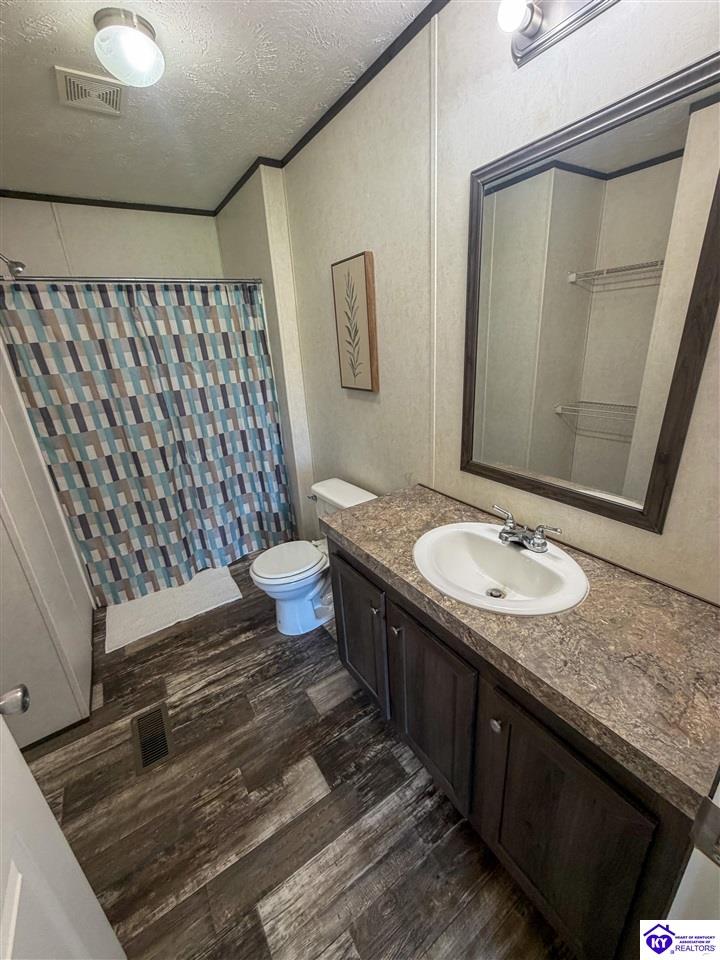 2059 W Highway 60 Property Photo 30