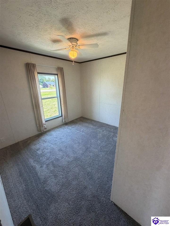 2059 W Highway 60 Property Photo 33