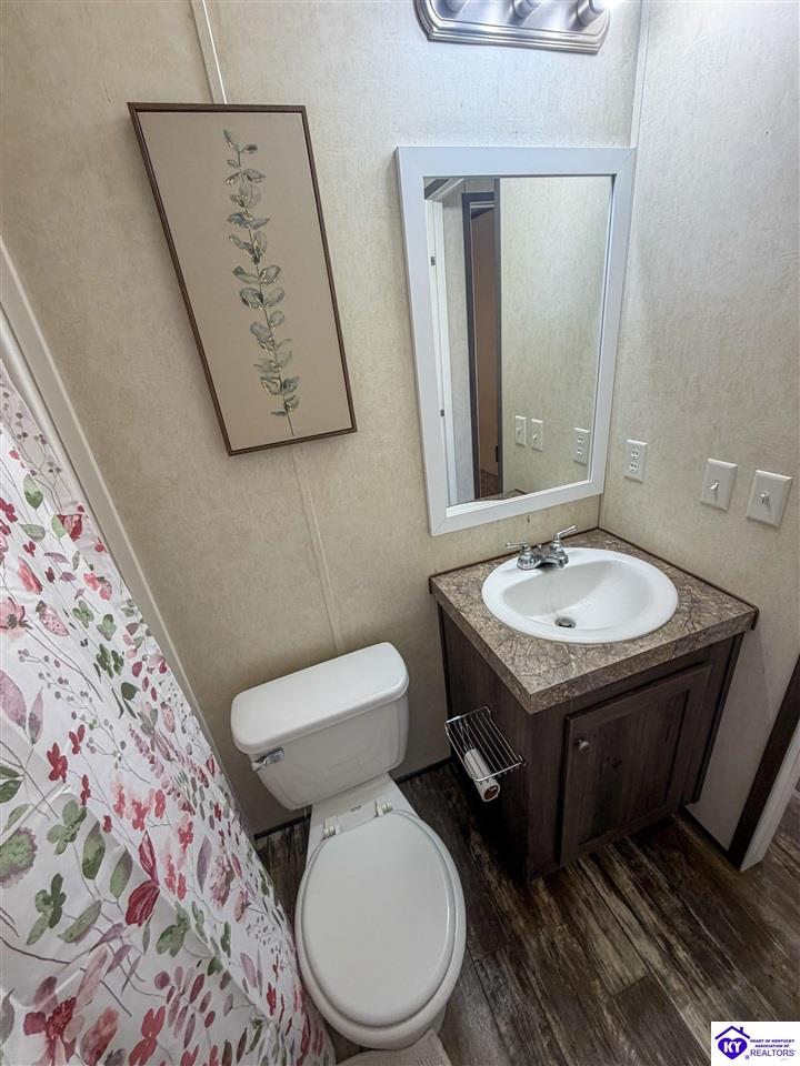 2059 W Highway 60 Property Photo 37