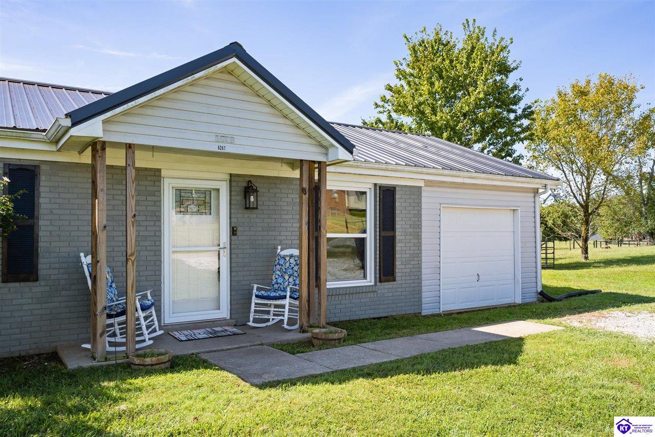 6267 St John Road Property Photo 2