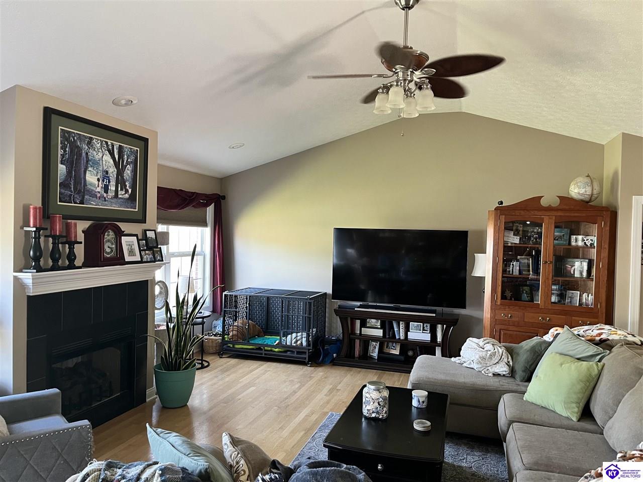 617 Memory Lane Property Photo 4