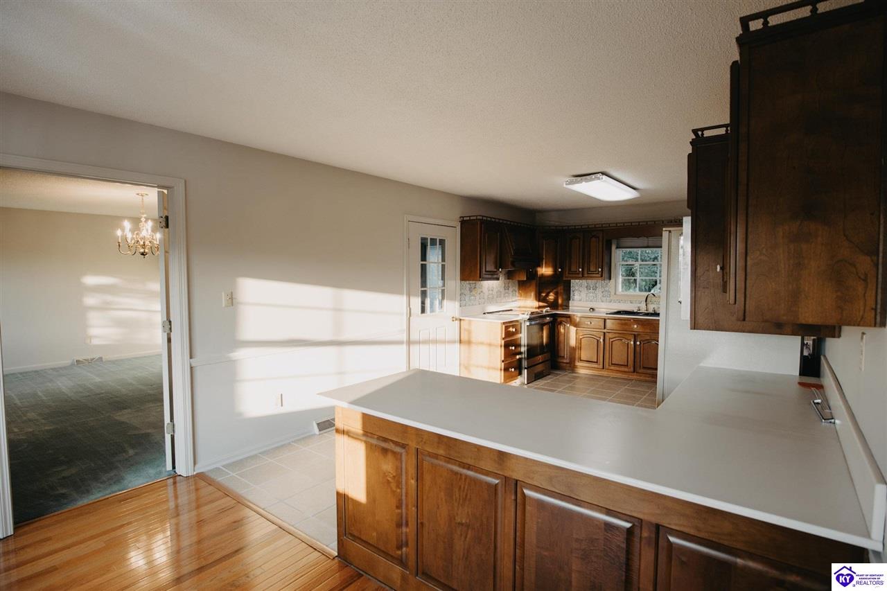 1047 Fisher Lane Property Photo 14