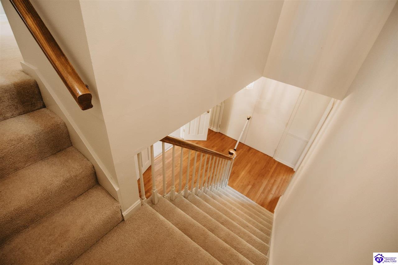 1047 Fisher Lane Property Photo 16