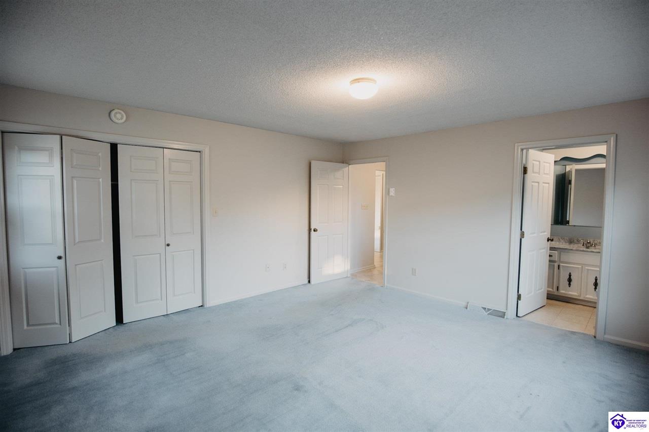 1047 Fisher Lane Property Photo 18