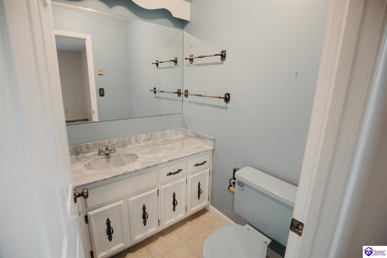 1047 Fisher Lane Property Photo 26