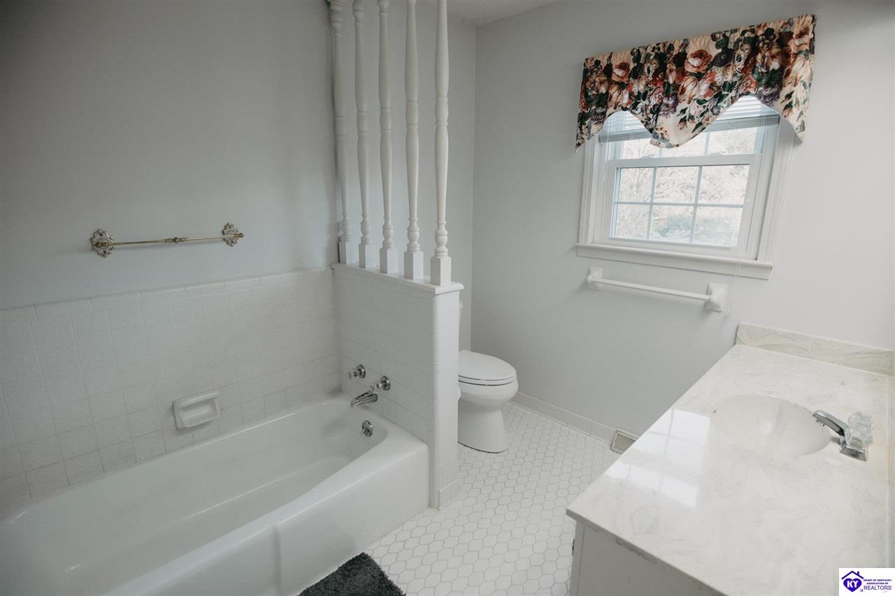 1047 Fisher Lane Property Photo 27