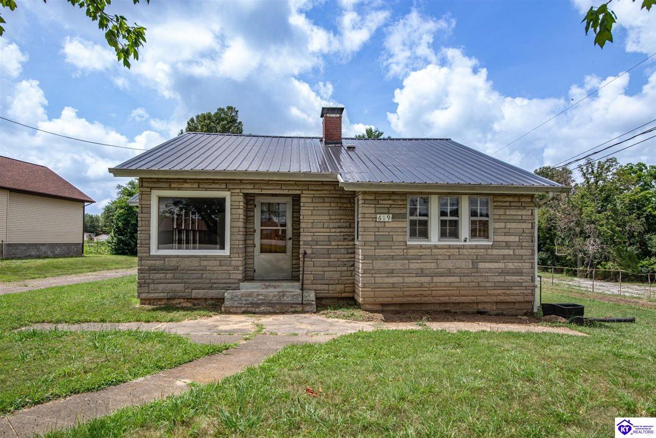 619 S Wilson Rd Property Photo 1