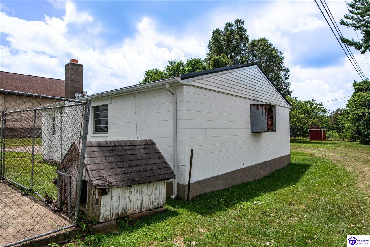 619 S Wilson Rd Property Photo 5