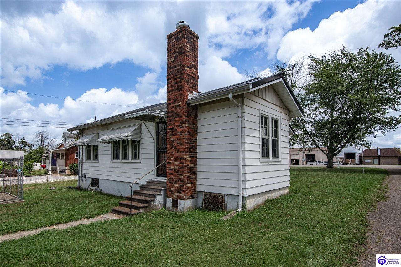 619 S Wilson Rd Property Photo 8