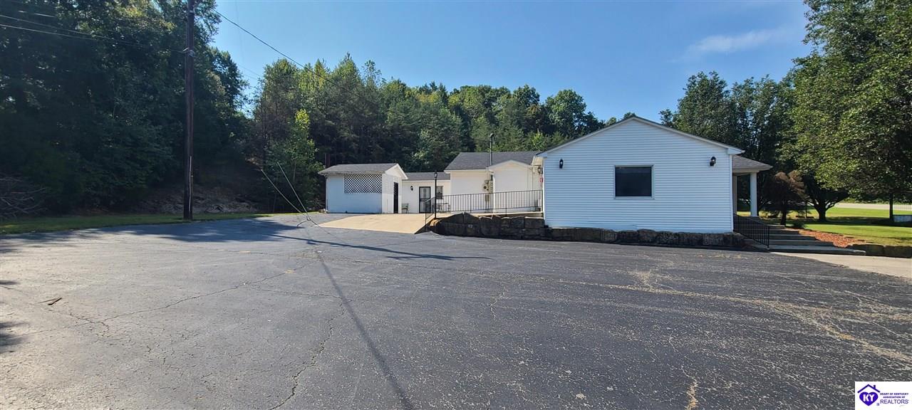 12497 Boston Road Property Photo 2