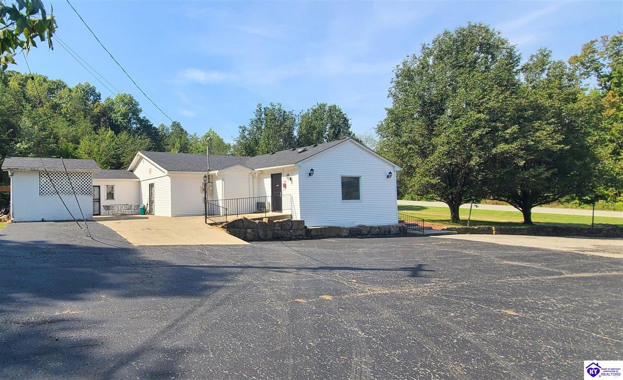 12497 Boston Road Property Photo 6
