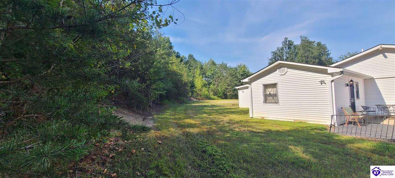 12497 Boston Road Property Photo 7