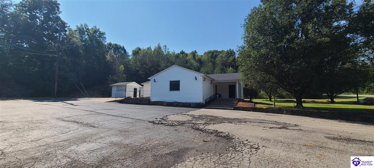 12497 Boston Road Property Photo 10
