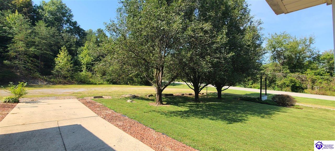 12497 Boston Road Property Photo 11