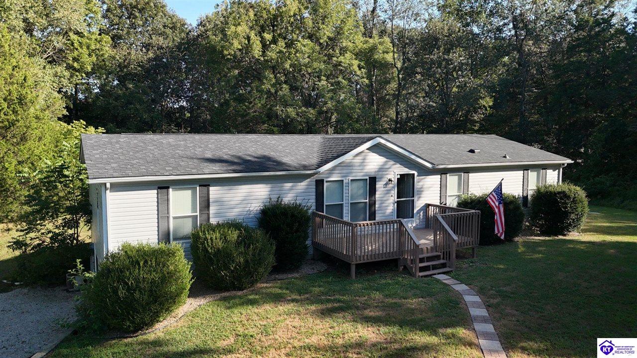1005 Medley Drive Property Photo 1