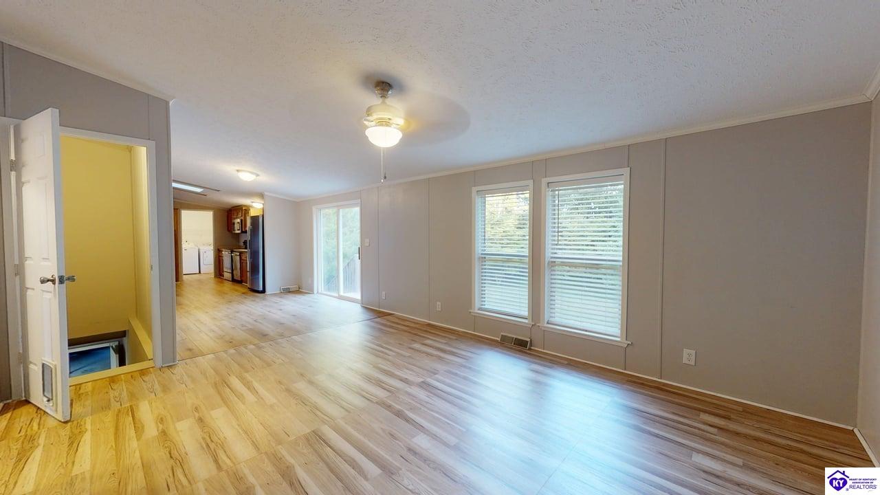 1005 Medley Drive Property Photo 15