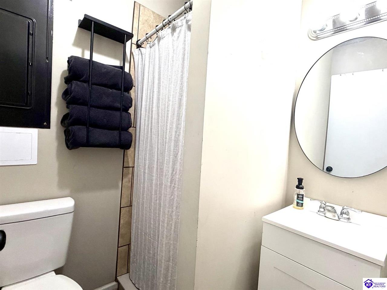 83 Tall Oak Court Property Photo 16