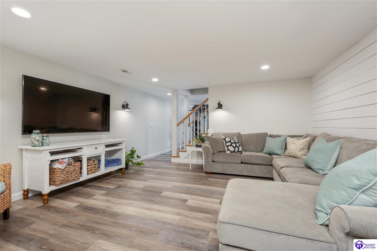 179 Camara Court Property Photo 23
