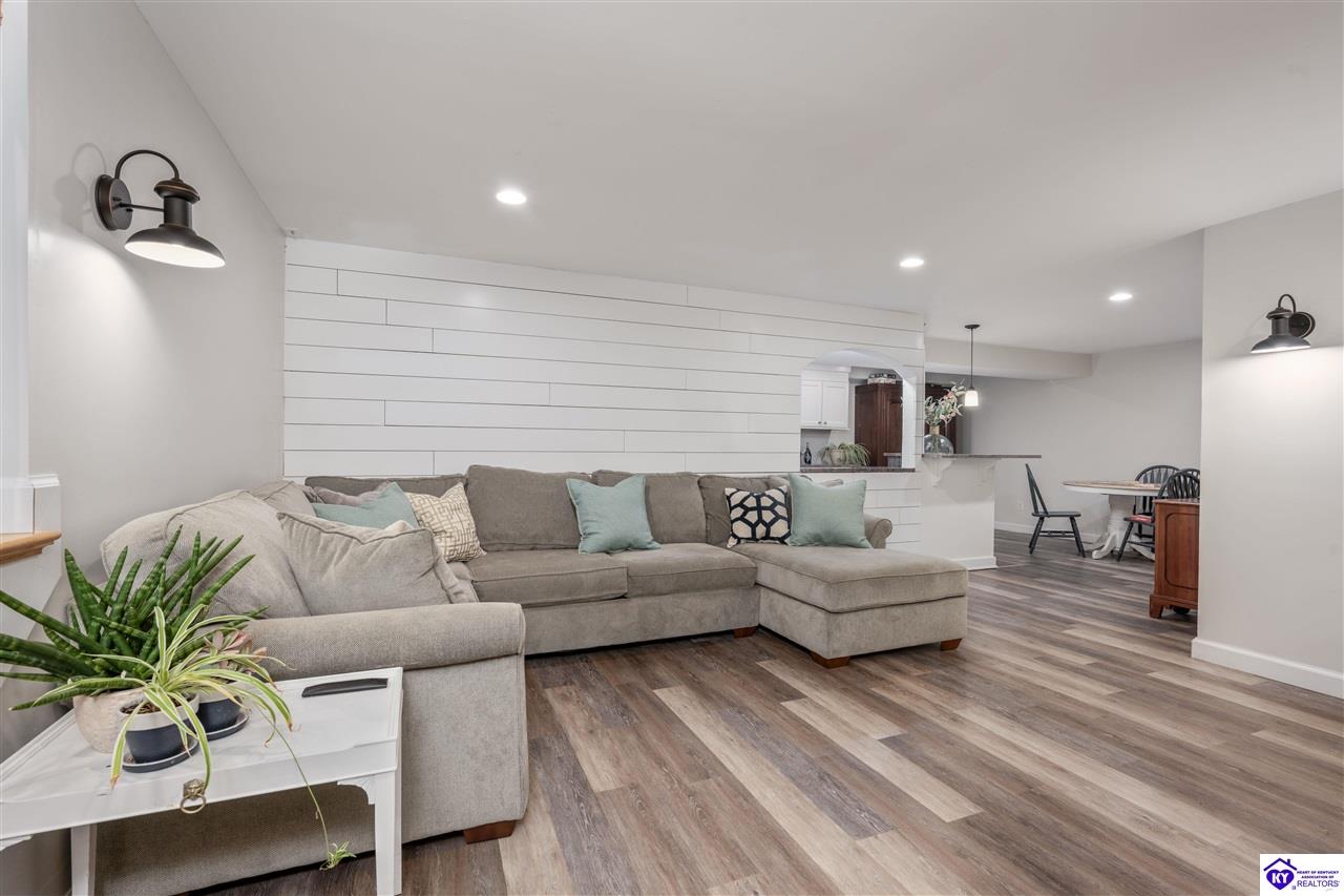 179 Camara Court Property Photo 24