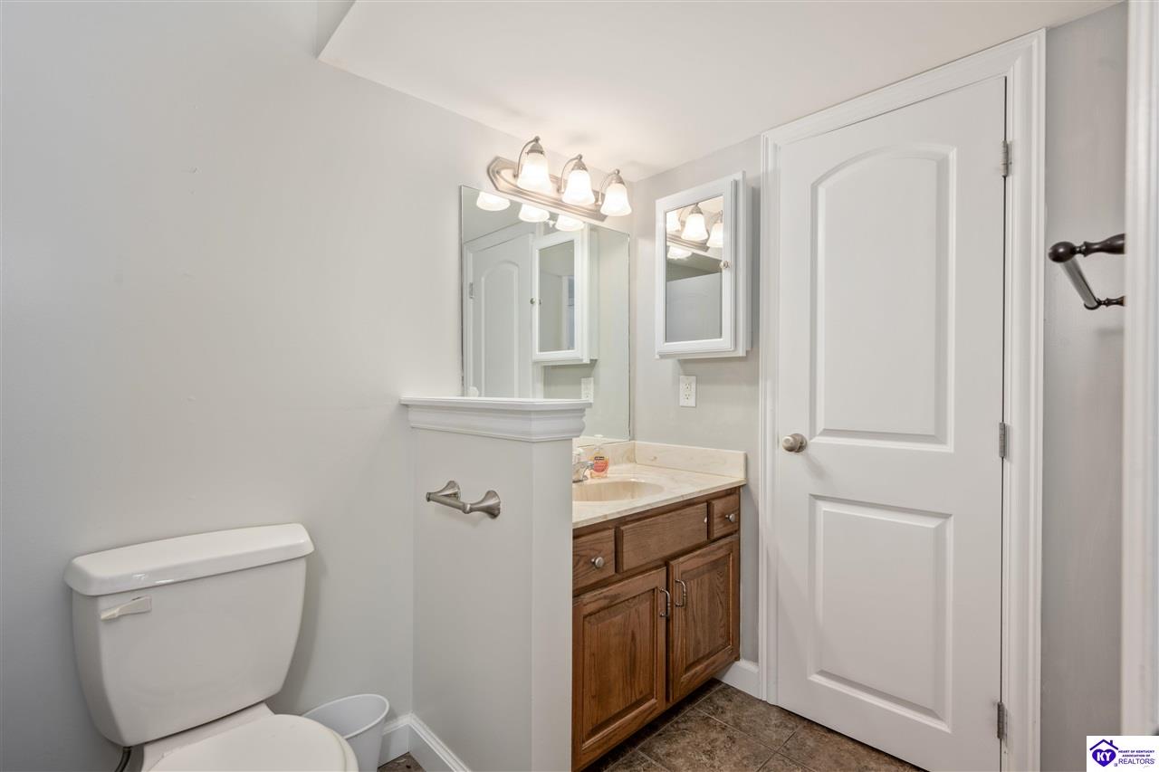 179 Camara Court Property Photo 32
