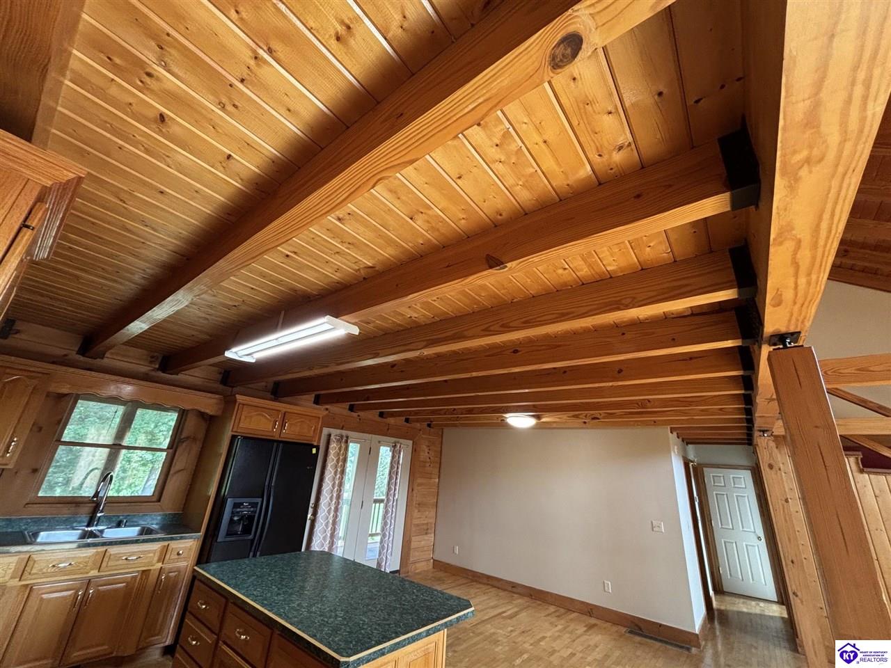 580 Hillcrest Drive Property Photo 25