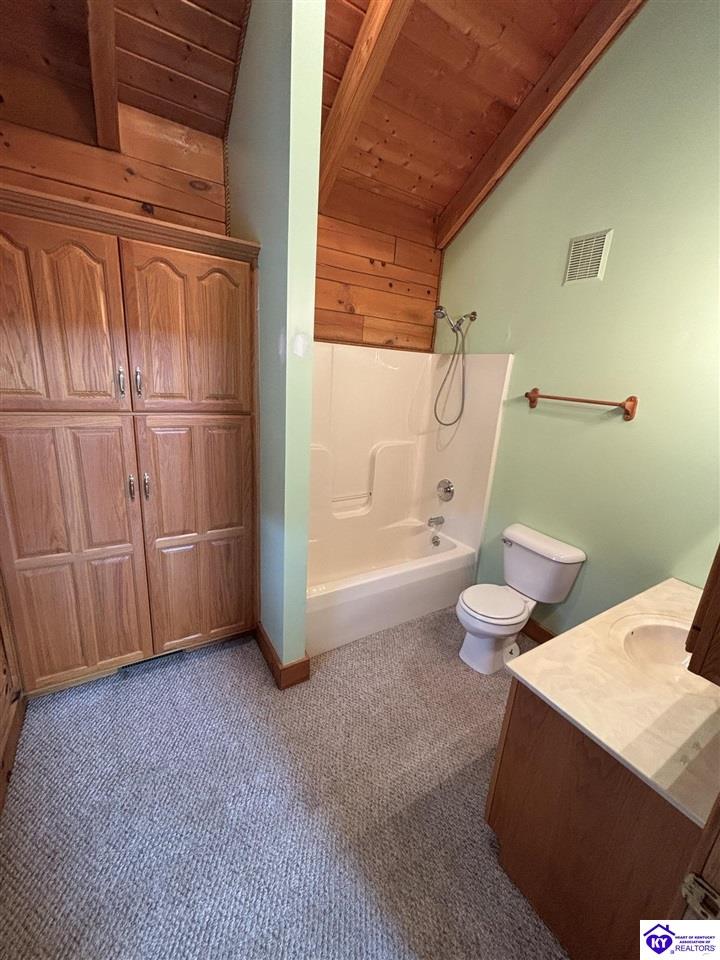 580 Hillcrest Drive Property Photo 29