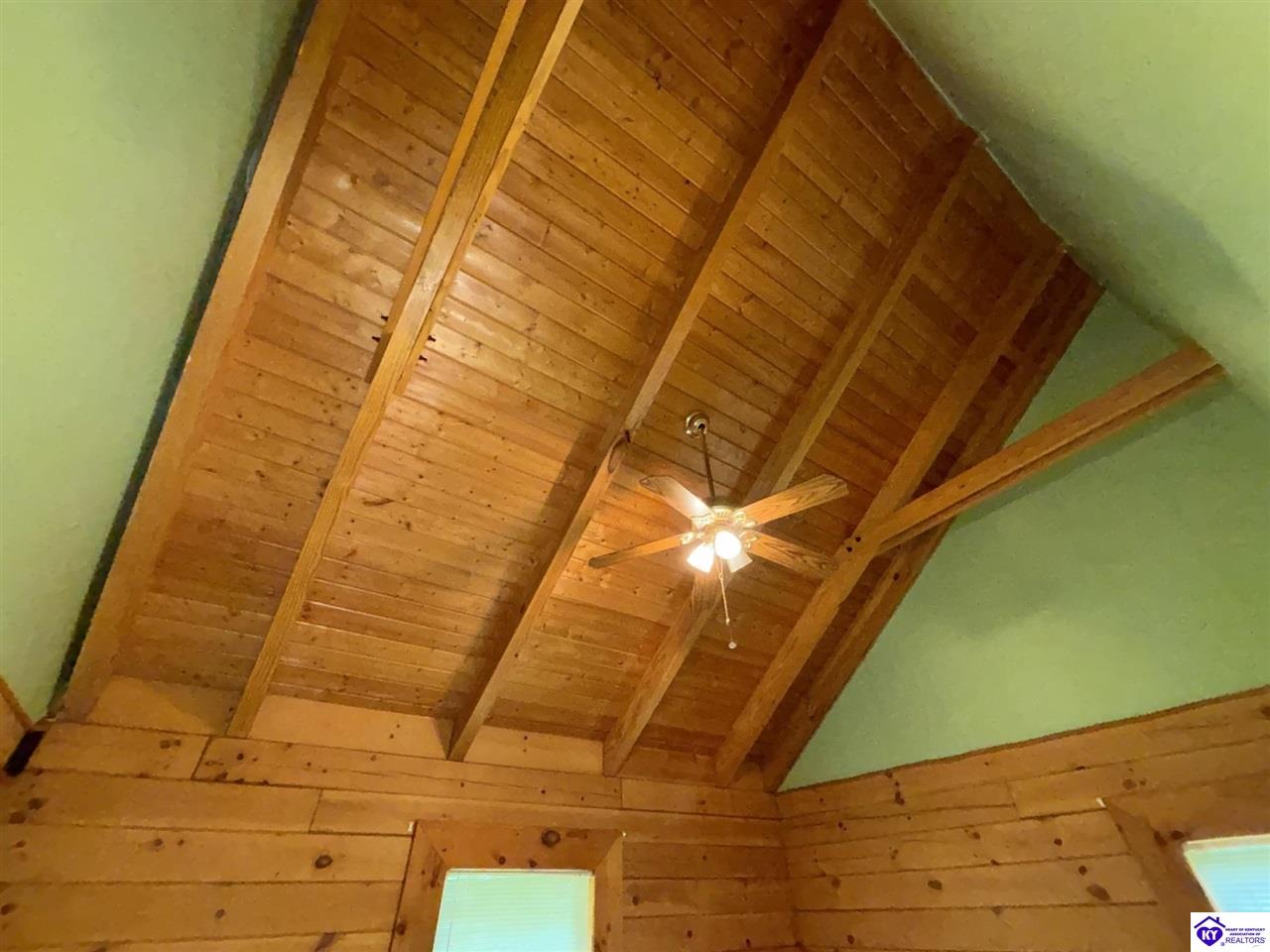 580 Hillcrest Drive Property Photo 39