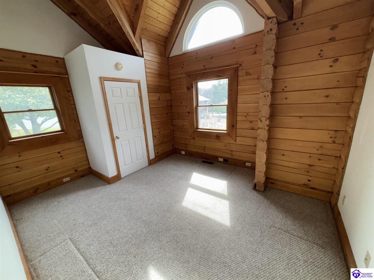 580 Hillcrest Drive Property Photo 41