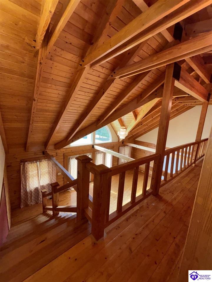 580 Hillcrest Drive Property Photo 48