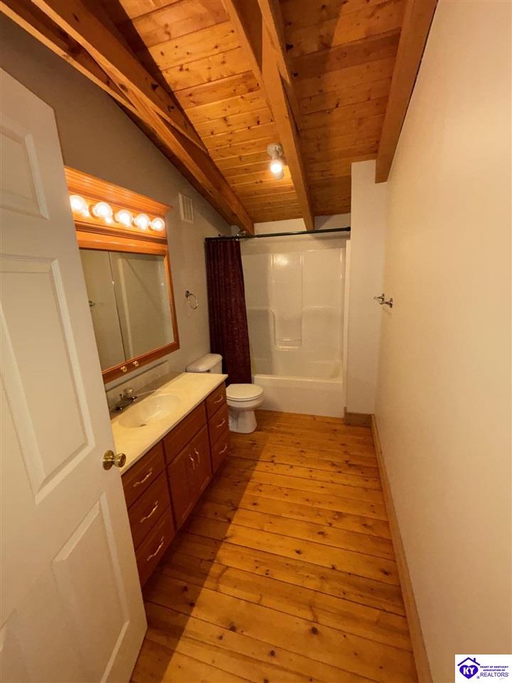 580 Hillcrest Drive Property Photo 59