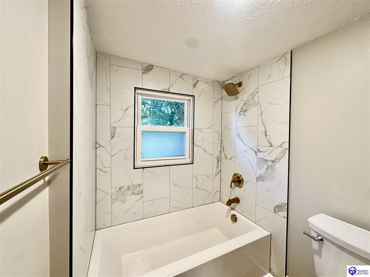 1524 Hargan Street Property Photo 20