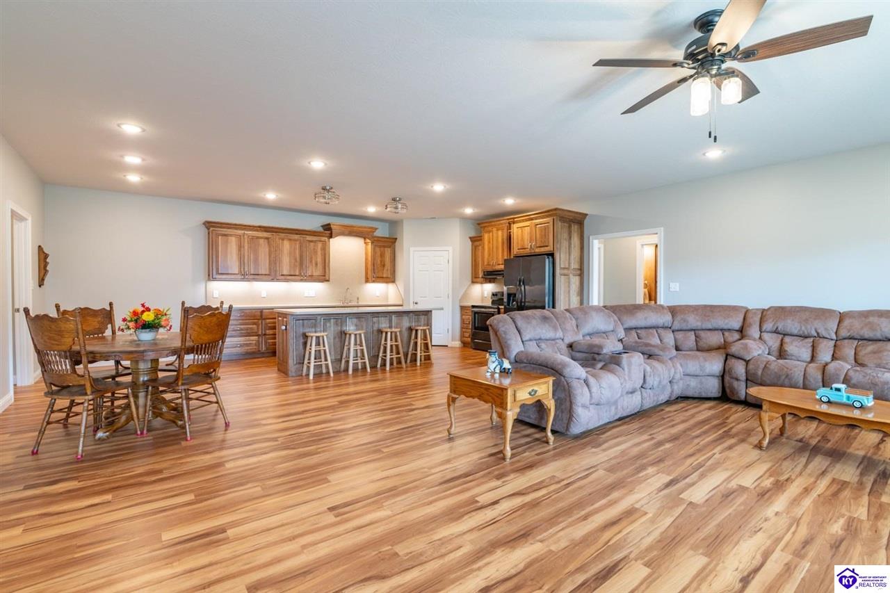 1055 Antioch Church Road Property Photo 8