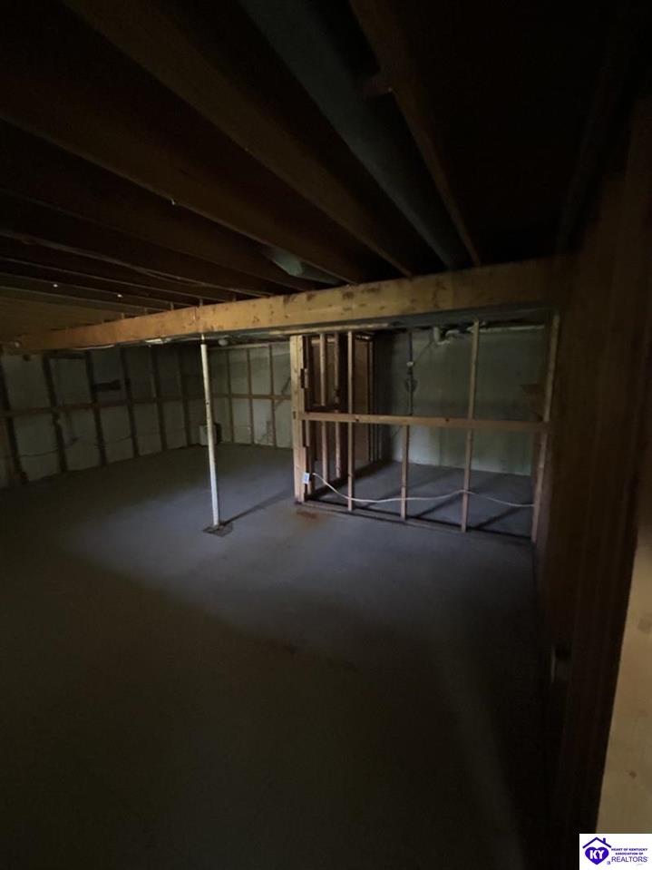 131 Glen View Property Photo 10