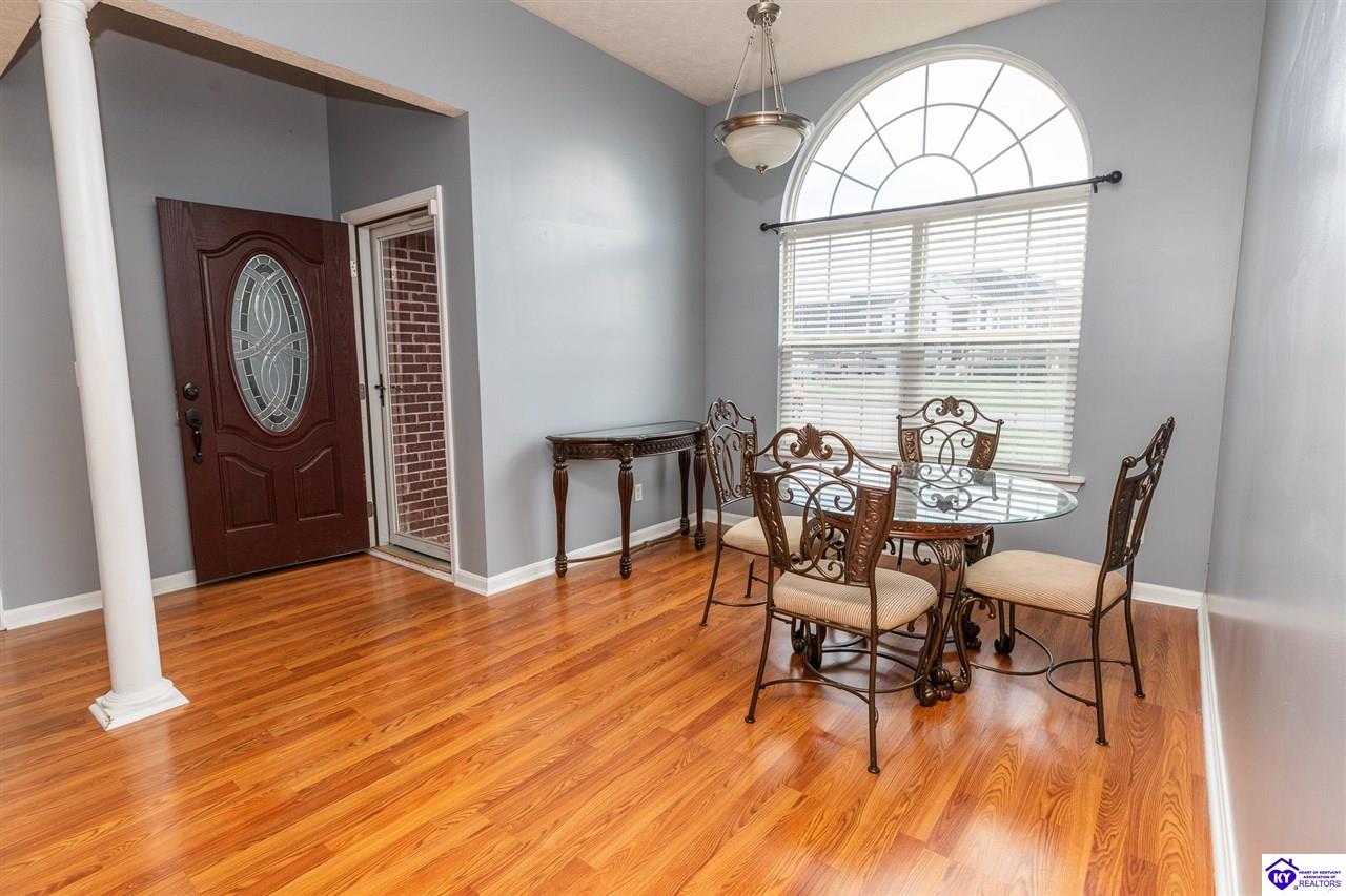 160 Halcomb Court Property Photo 3