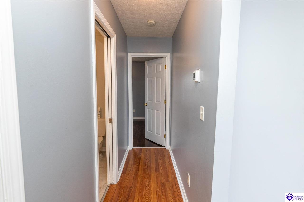 160 Halcomb Court Property Photo 29