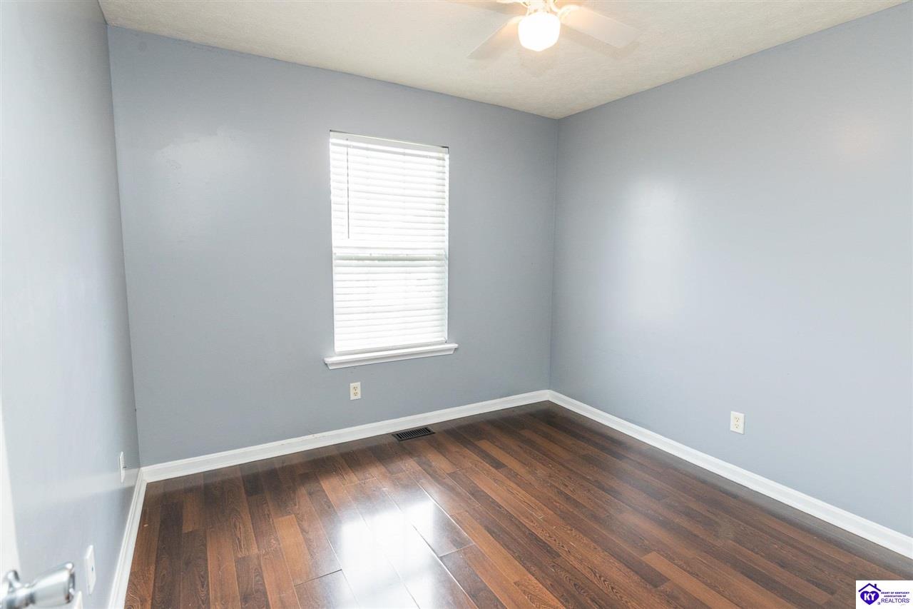 160 Halcomb Court Property Photo 30