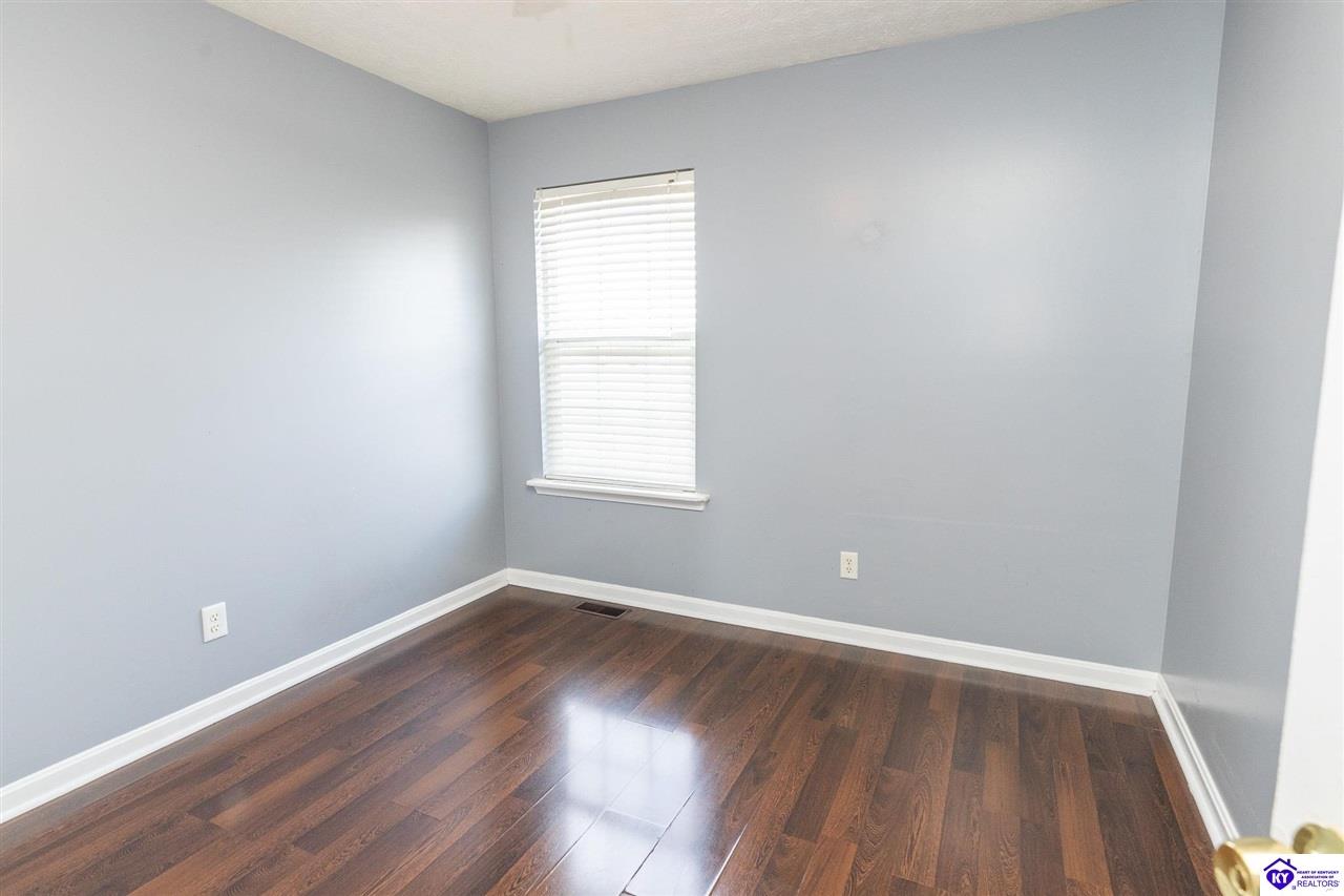 160 Halcomb Court Property Photo 37
