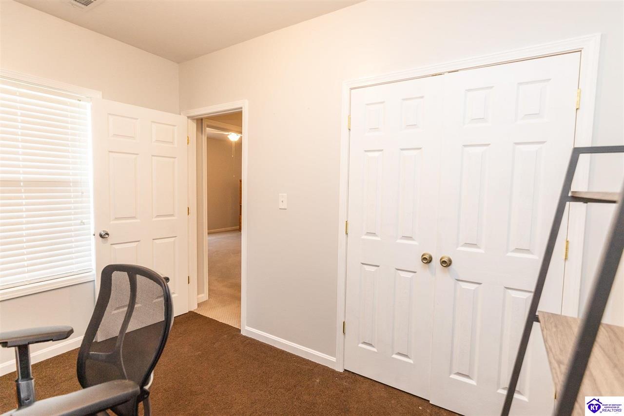 160 Halcomb Court Property Photo 45