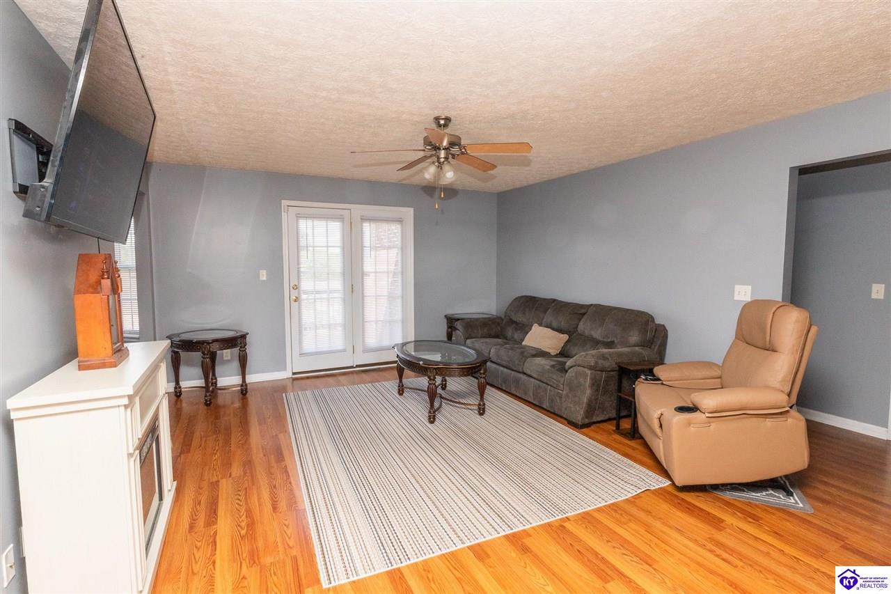 160 Halcomb Court Property Photo 83