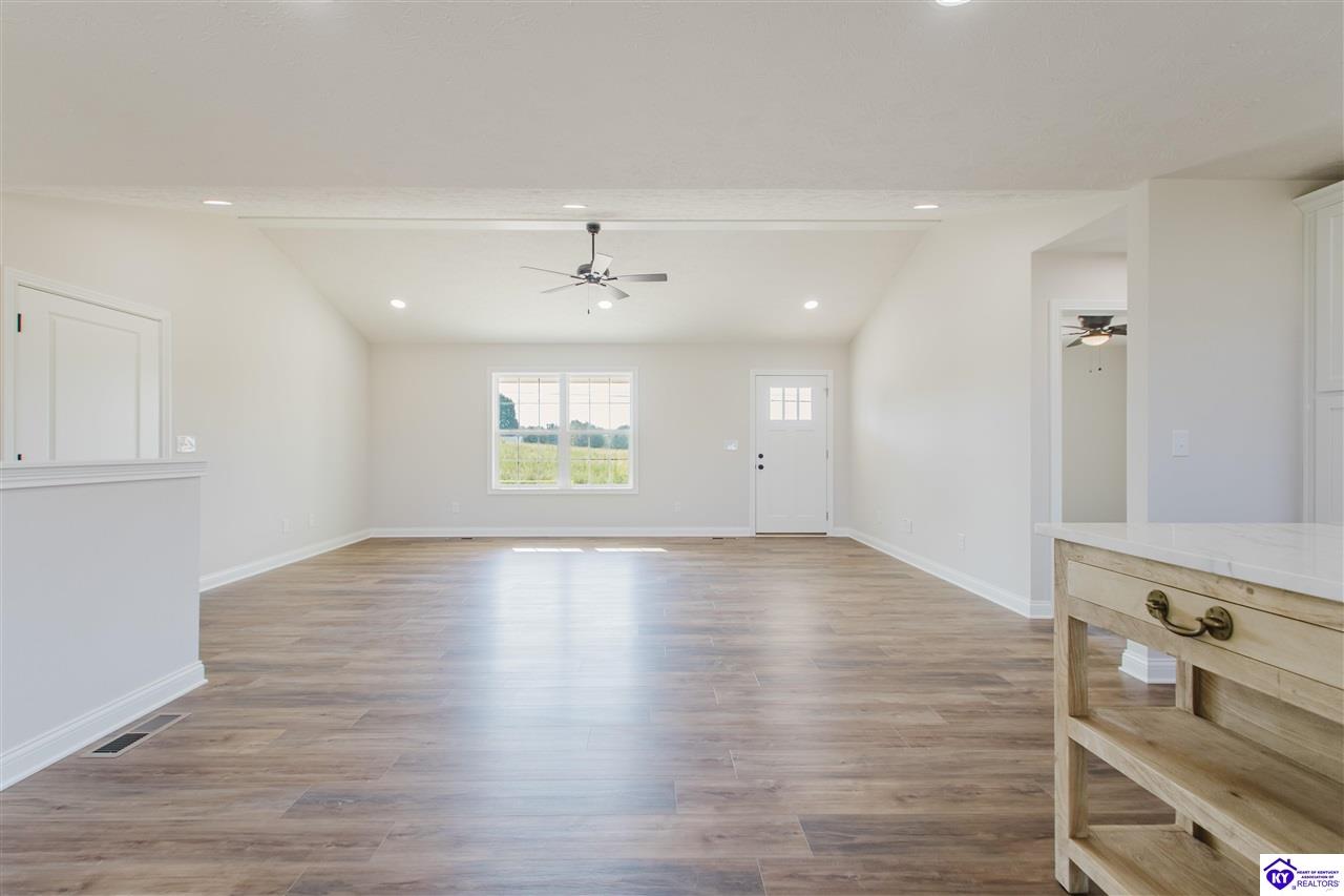 480 Cecil Avenue Property Photo 3