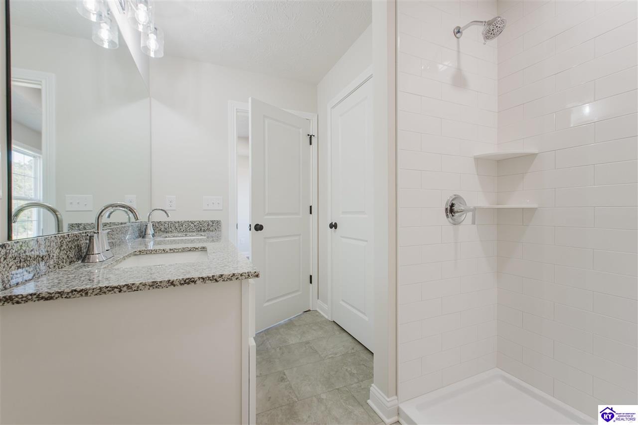 480 Cecil Avenue Property Photo 17
