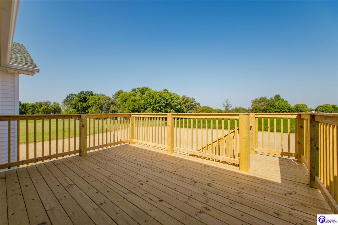 480 Cecil Avenue Property Photo 25