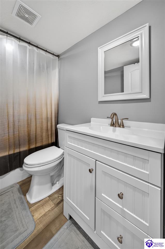 1107 Wooddale Road Property Photo 10