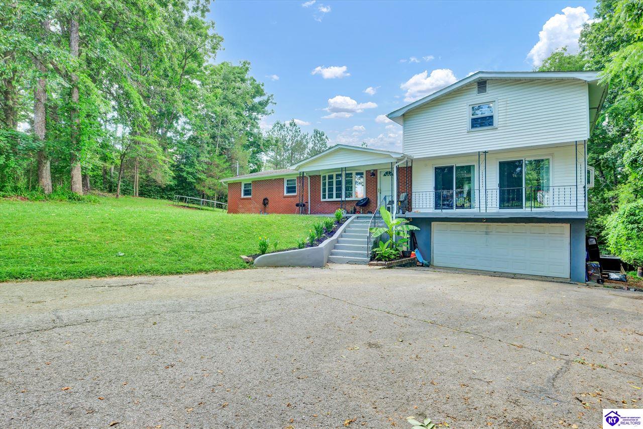 319 Park Avenue Property Photo 13