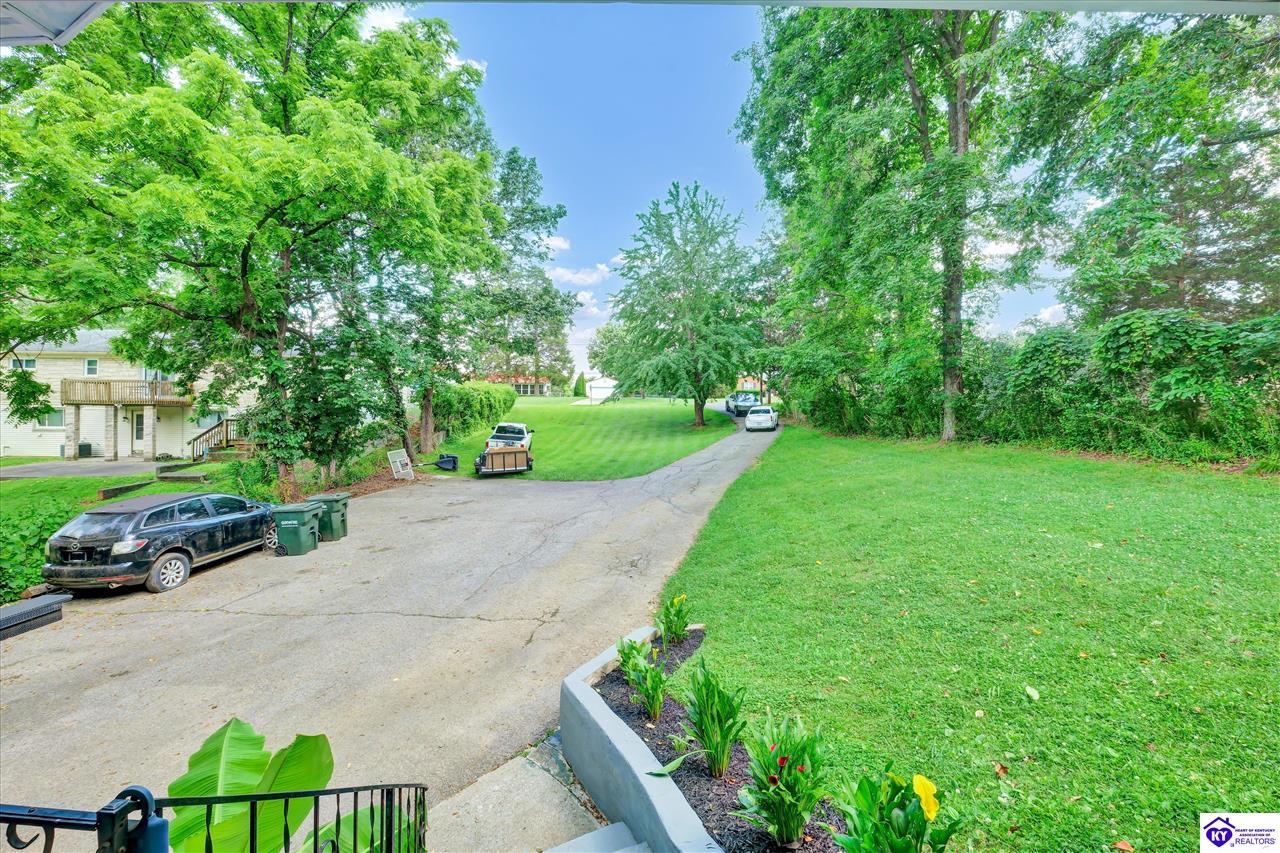 319 Park Avenue Property Photo 15
