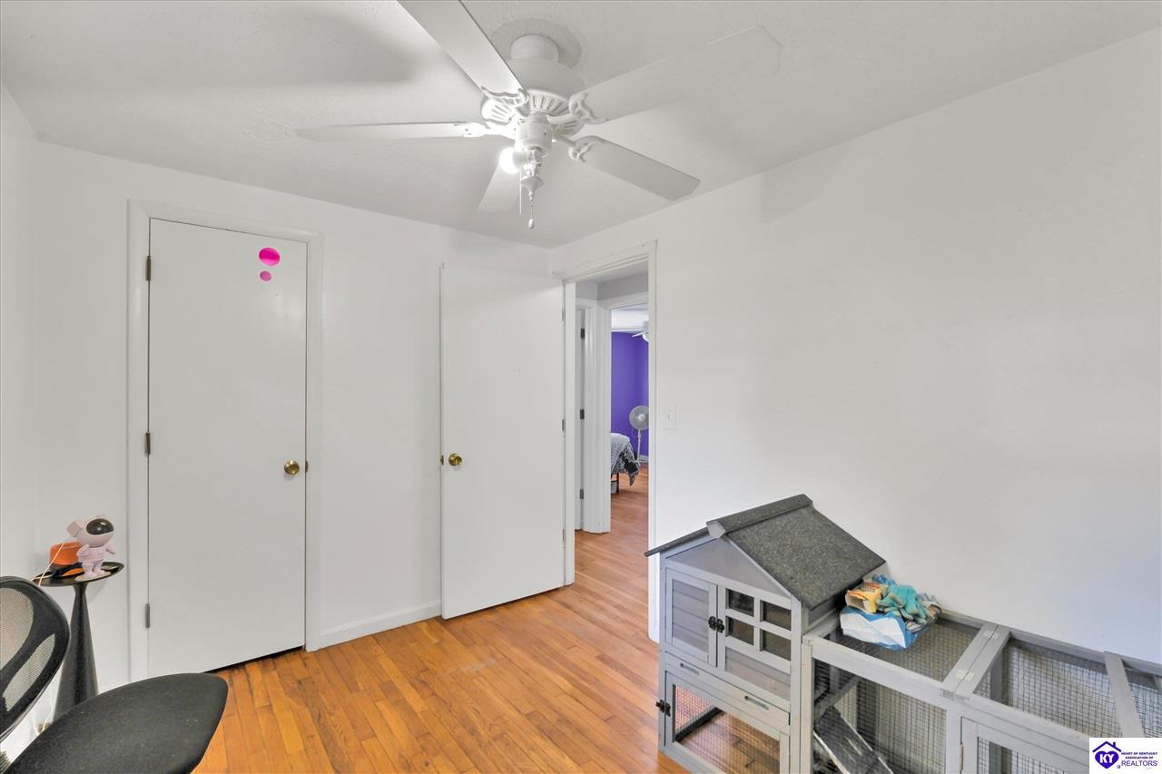 319 Park Avenue Property Photo 38