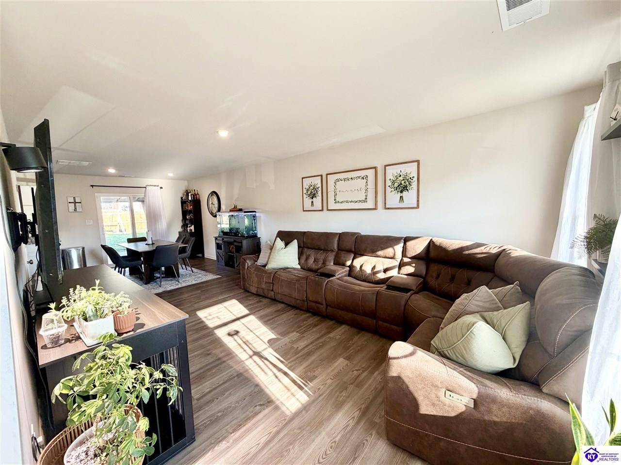 101 S Osprey Court Property Photo 4