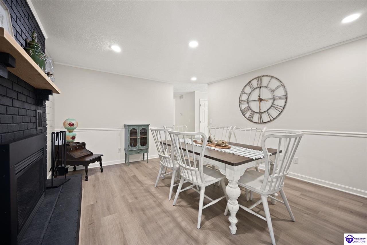 22 W Rainbow Way Property Photo 12
