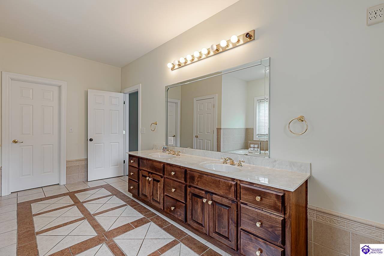 59 Camara Court Property Photo 17
