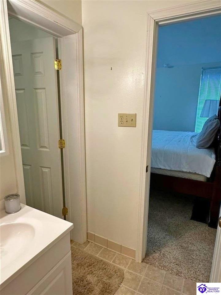 145 State Park Road Unit Q6 Property Photo 18